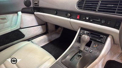 Lot 852 - 1993 PORSCHE 968 COUPE AUTO