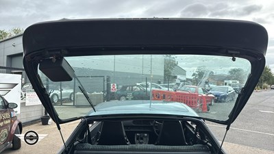 Lot 121 - 1989 PORSCHE 944