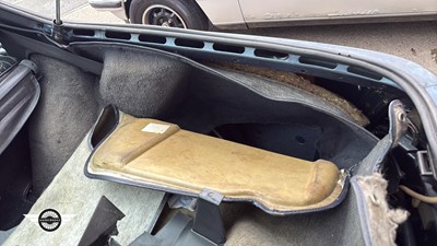 Lot 121 - 1989 PORSCHE 944