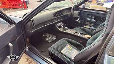 Lot 121 - 1989 PORSCHE 944