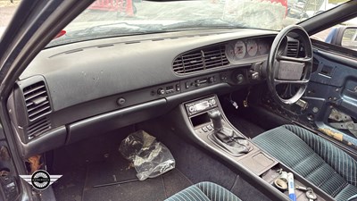 Lot 121 - 1989 PORSCHE 944