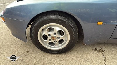 Lot 121 - 1989 PORSCHE 944