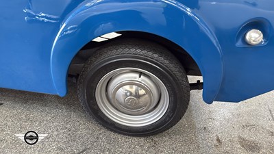 Lot 155 - 1972 MORRIS 6 CWT VAN