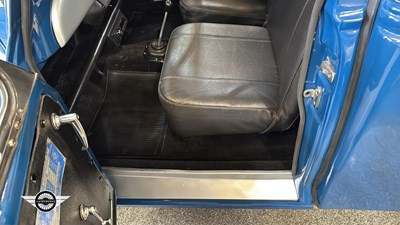 Lot 155 - 1972 MORRIS 6 CWT VAN