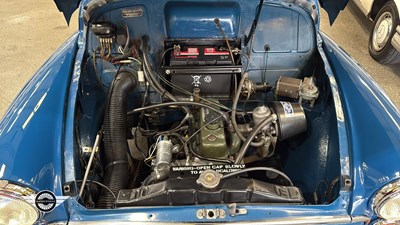 Lot 155 - 1972 MORRIS 6 CWT VAN