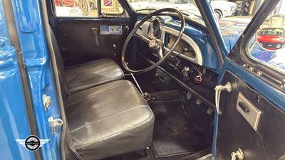 Lot 155 - 1972 MORRIS 6 CWT VAN