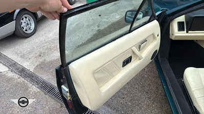 Lot 142 - 1985 LOTUS ECLAT