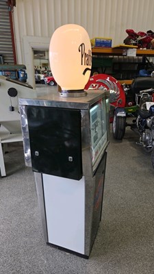 Lot 313 - PRATT'S VINTAGE PETROL PUMP