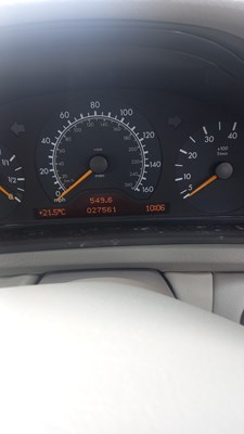 Lot 642 - 1998 MERCEDES CLK 320 ELEGANCE AUTO