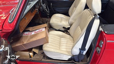 Lot 818 - 1971 TRIUMPH VITESSE