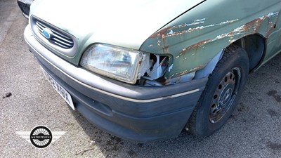 Lot 160 - 1992 FORD ESCORT POPULAR