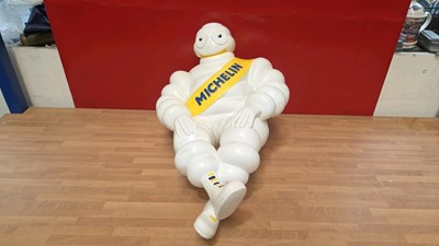Lot 119 - EARLY 1960'S RUBBER MICHELIN MAN 23" X 14"