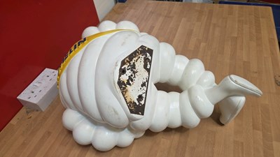 Lot 119 - EARLY 1960'S RUBBER MICHELIN MAN 23" X 14"