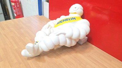 Lot 119 - EARLY 1960'S RUBBER MICHELIN MAN 23" X 14"