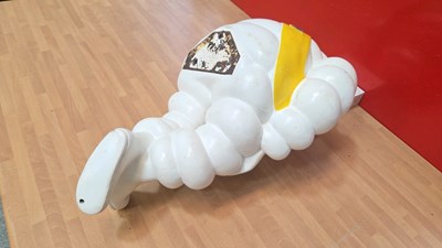 Lot 119 - EARLY 1960'S RUBBER MICHELIN MAN 23" X 14"