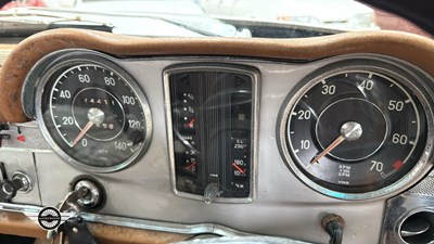 Lot 666 - 1964 MERCEDES 230 SL