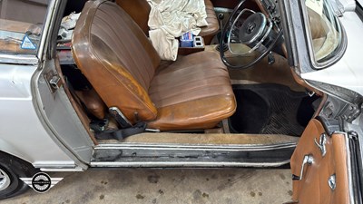 Lot 666 - 1964 MERCEDES 230 SL