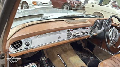 Lot 666 - 1964 MERCEDES 230 SL