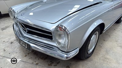 Lot 666 - 1964 MERCEDES 230 SL