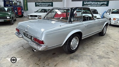 Lot 666 - 1964 MERCEDES 230 SL