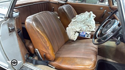 Lot 666 - 1964 MERCEDES 230 SL