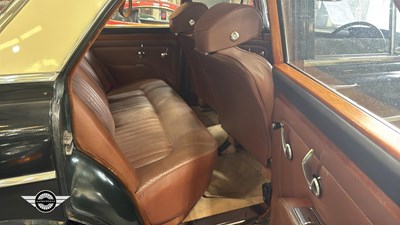 Lot 744 - 1971 ROVER 3.5 LITRE