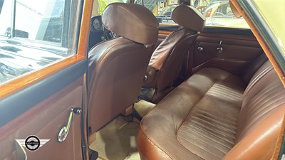 Lot 744 - 1971 ROVER 3.5 LITRE