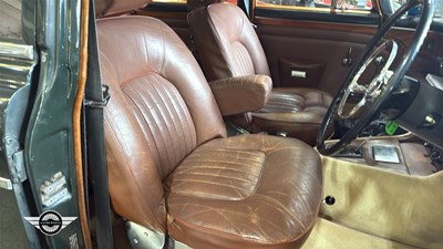 Lot 744 - 1971 ROVER 3.5 LITRE