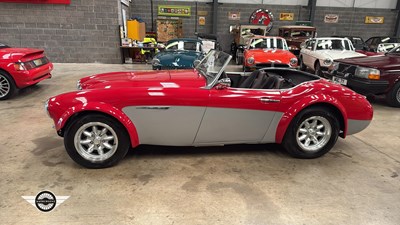 Lot 123 - 1959 AUSTIN HEALEY (SEBRING 100/6 LIGHTWEIGHT V8 HEALEY)
