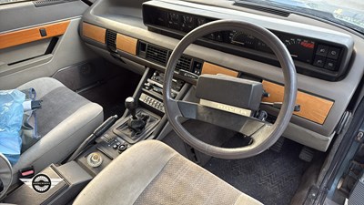 Lot 38 - 1982 ROVER 3500 VITESSE