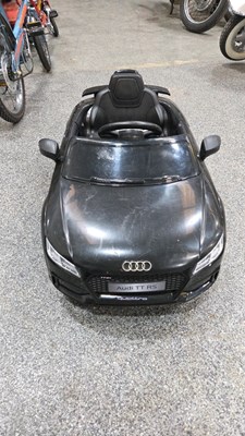 Lot 108 - AUDI TT RS CHILD'S ELECTRIC CAR WITH MP3 PLAYER
