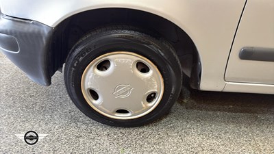 Lot 50 - 1994 NISSAN MICRA LX AUTO