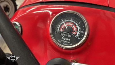 Lot 30 - 1957 MASSEY FERGUSON FE35