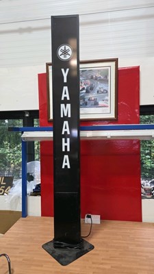 Lot 720 - DEALERSHIP YAMAHA , DOUBLE SIDED LIGHT UP SIGN 68" TALL