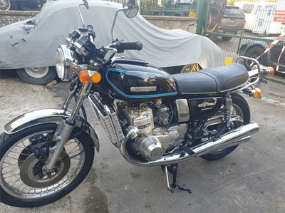 Lot 55 - 1976 SUZUKI GT750