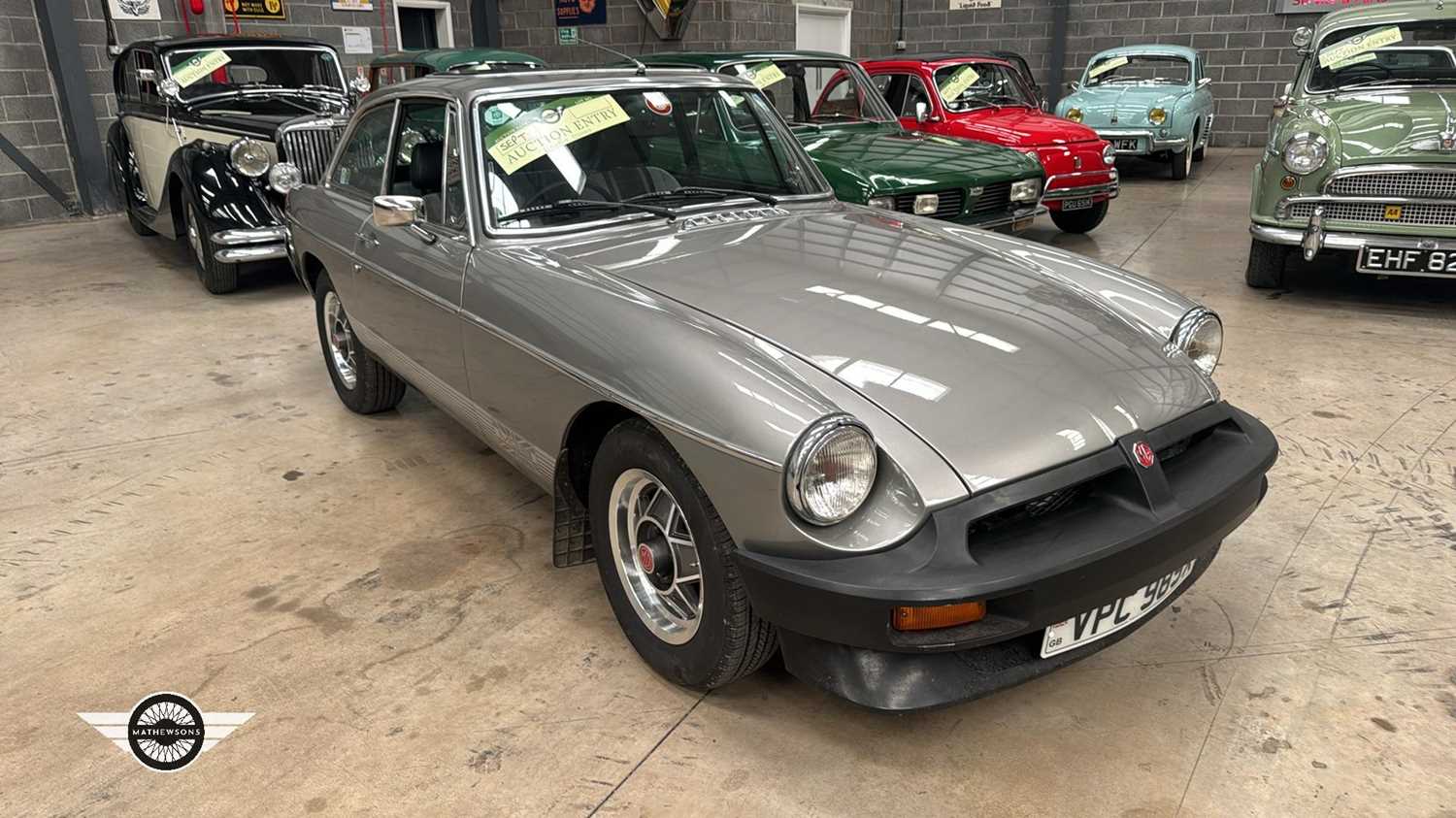 Lot 114 - 1981 MG B GT
