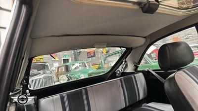 Lot 114 - 1981 MG B GT