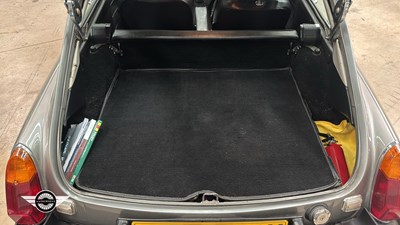 Lot 114 - 1981 MG B GT