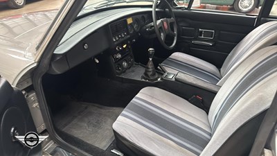Lot 114 - 1981 MG B GT