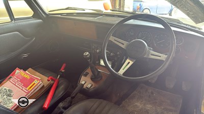 Lot 142 - 1974 TRIUMPH STAG