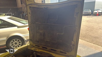 Lot 142 - 1974 TRIUMPH STAG