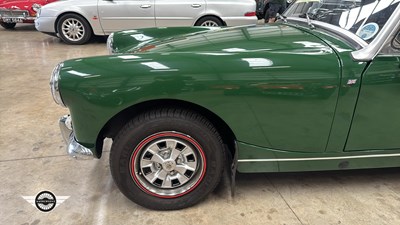 Lot 164 - 1976 MG MIDGET 1500