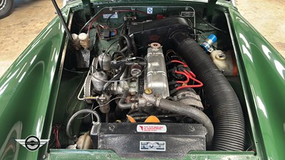 Lot 164 - 1976 MG MIDGET 1500