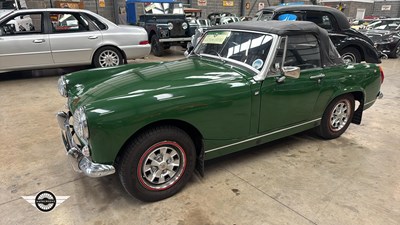 Lot 164 - 1976 MG MIDGET 1500