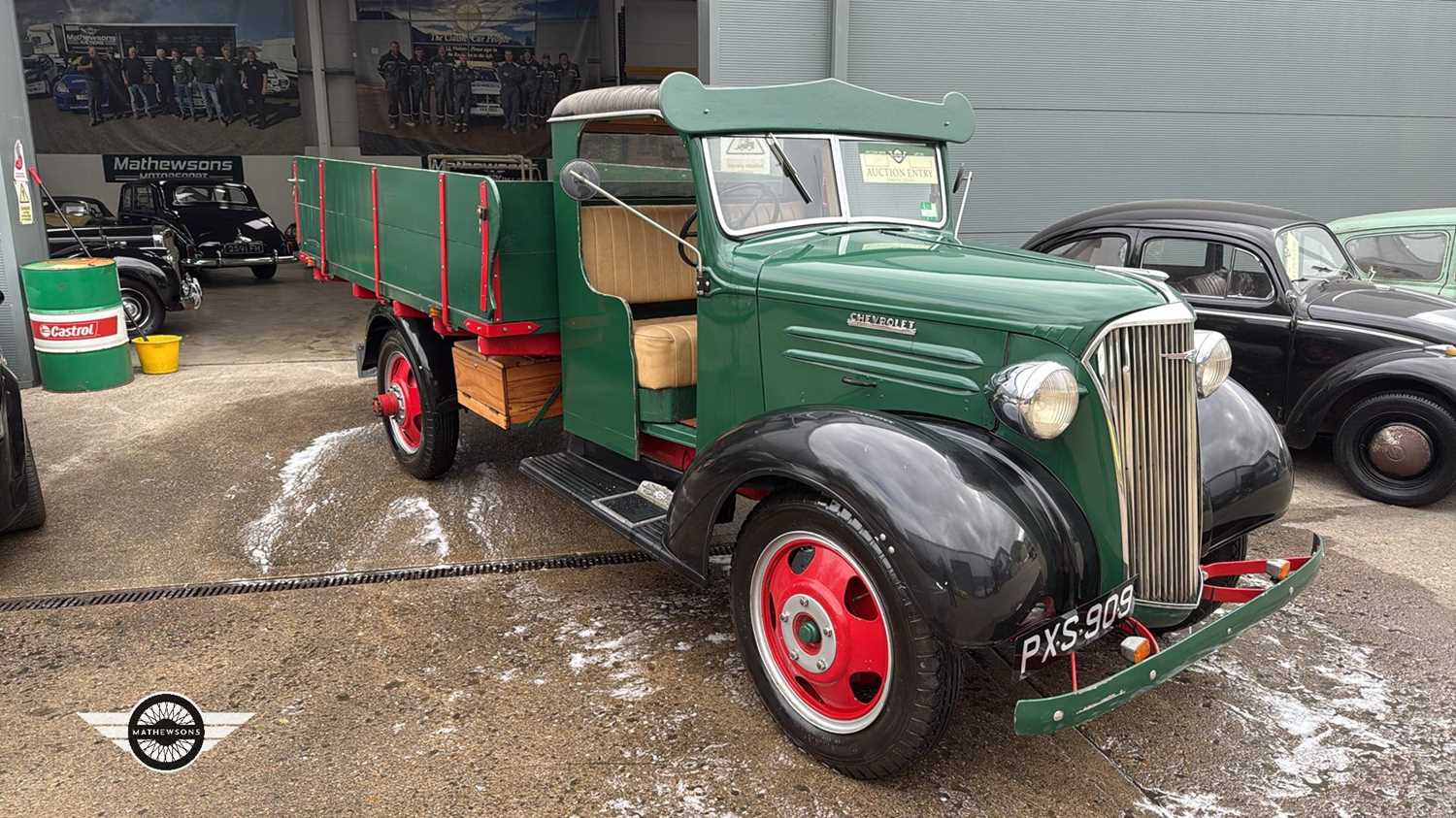 Lot 104 - 1937 CHEVROLET GMC