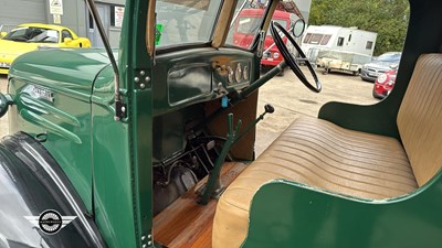 Lot 104 - 1937 CHEVROLET GMC