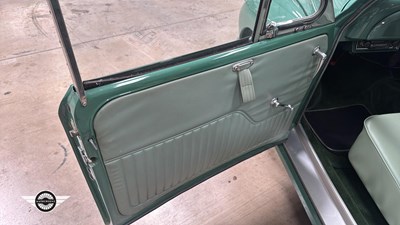 Lot 184 - 1968 MORRIS MINOR TRAVELLER