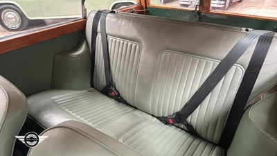 Lot 184 - 1968 MORRIS MINOR TRAVELLER