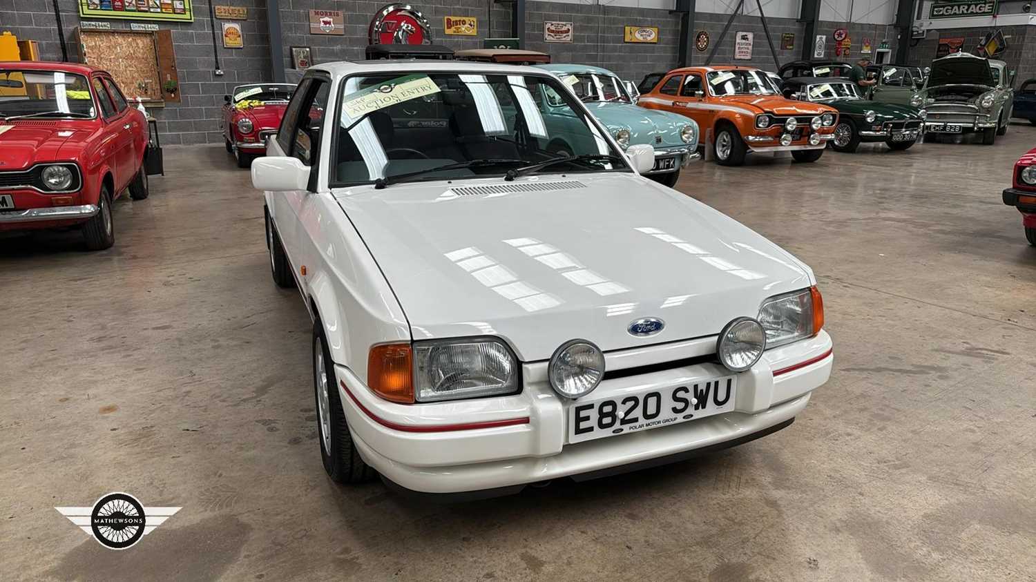 Lot 274 - 1987 FORD ESCORT XR3 INJ