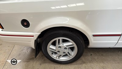 Lot 274 - 1987 FORD ESCORT XR3 INJ